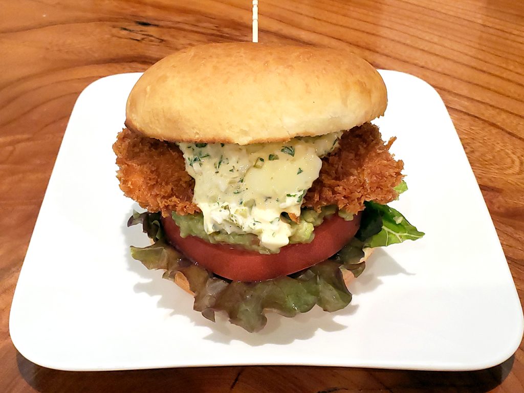 海峡サーモンカツバーガー