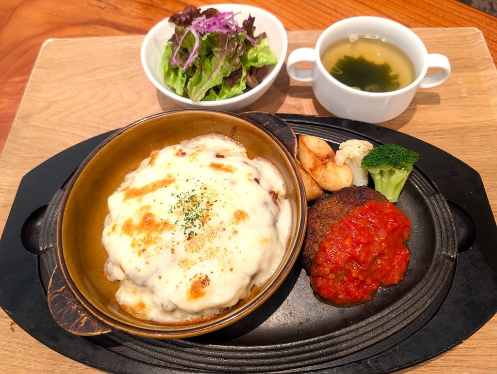 今月のおすすめ 2026年2月「熱々！ミートソースドリアとトマトソースハンバーグセット」他